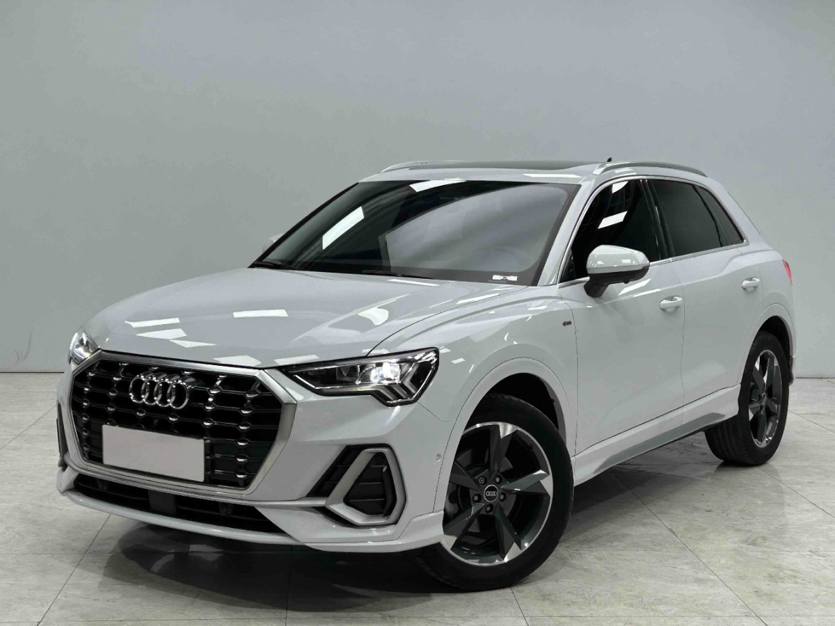 Audi Q3 2022 Audi Q3 2022 car image
