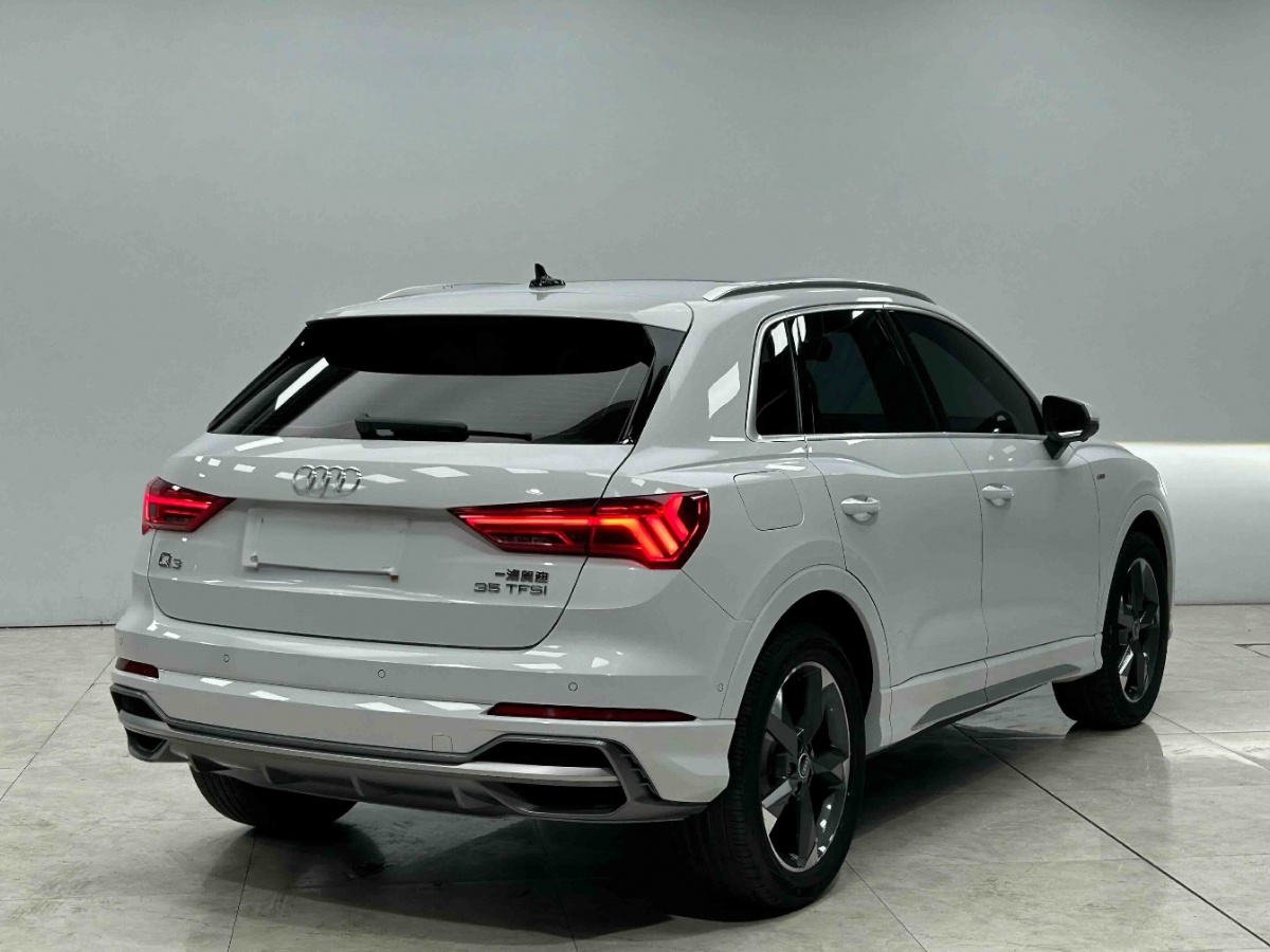 Audi Q3 2022 #5 Audi Q3 2022 car image #5