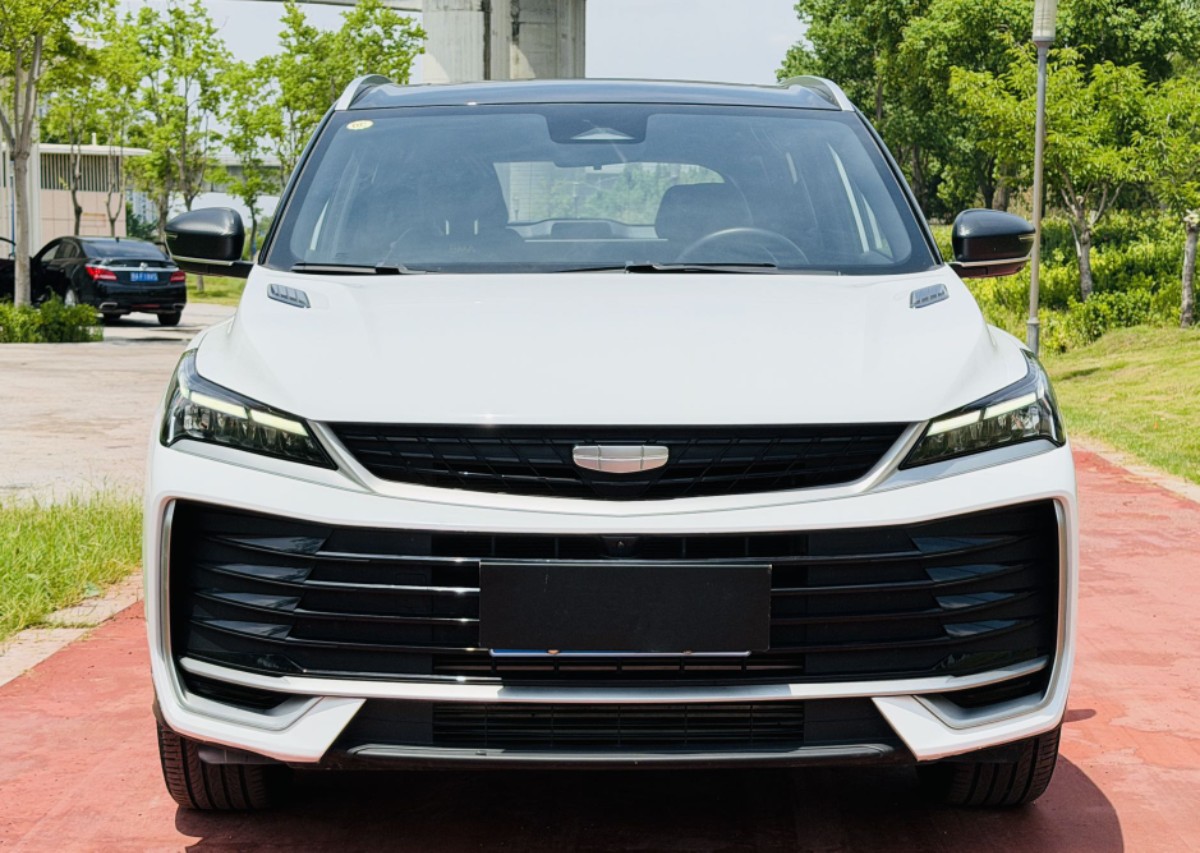 GEELY Coolray 2024 image de voiture #2