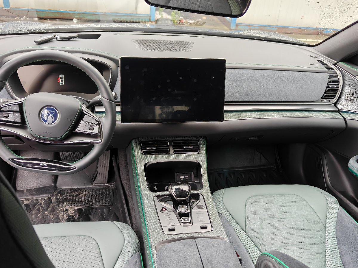 BYD Han 2023 #13 BYD Han 2023 car image #13