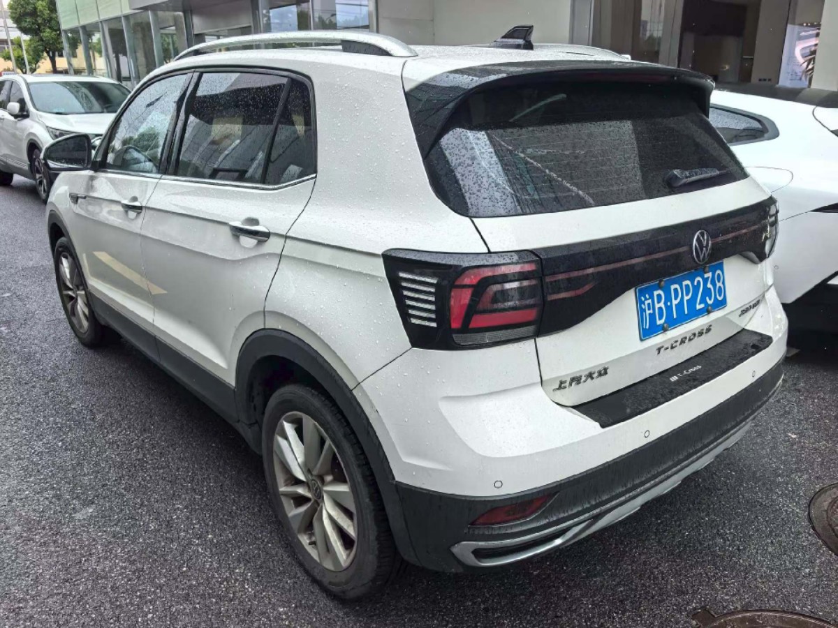 Volkswagen T-Cross 2021 #3 Volkswagen T-Cross 2021 car image #3