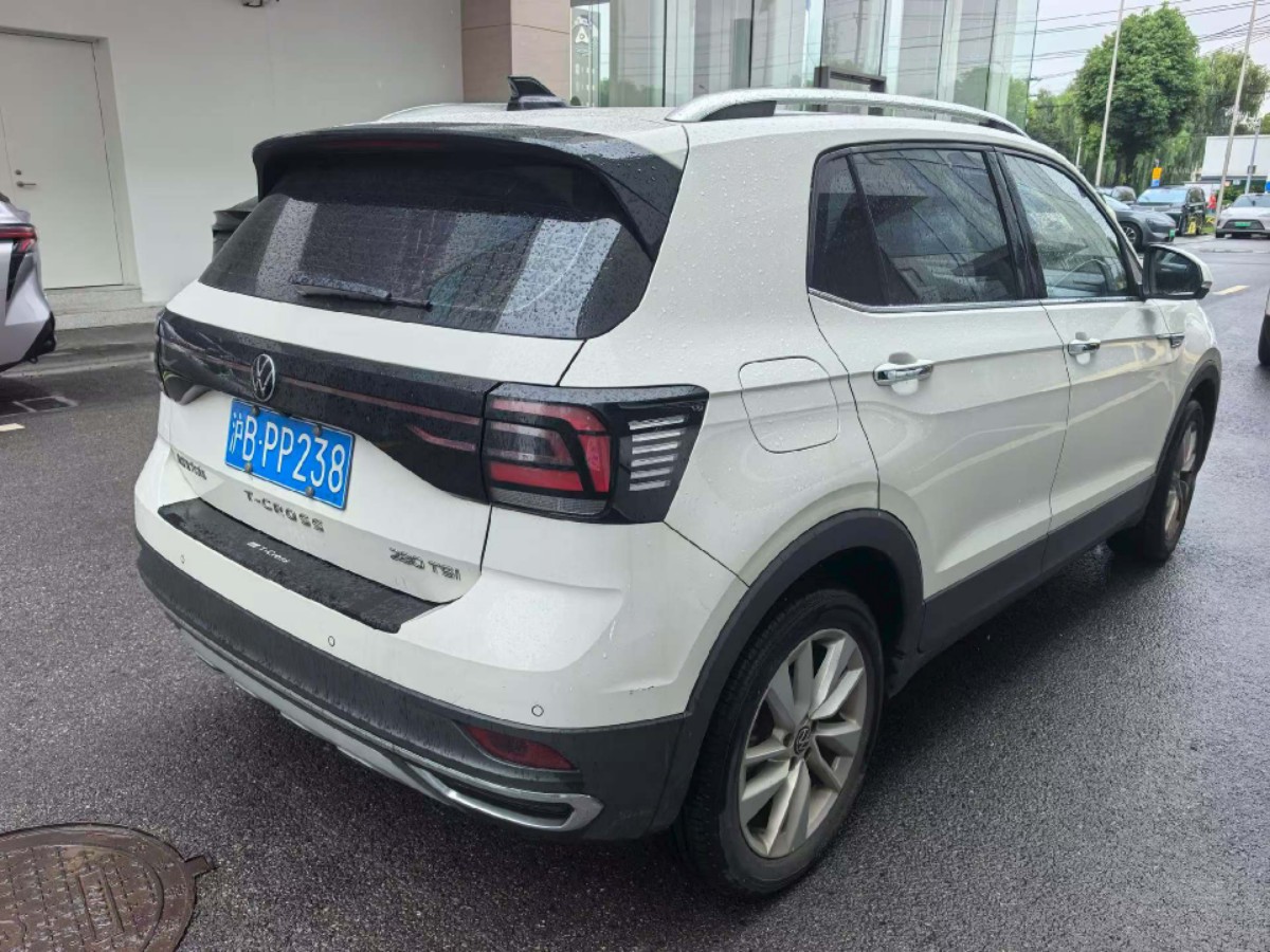 Volkswagen T-Cross 2021 #4 Volkswagen T-Cross 2021 car image #4