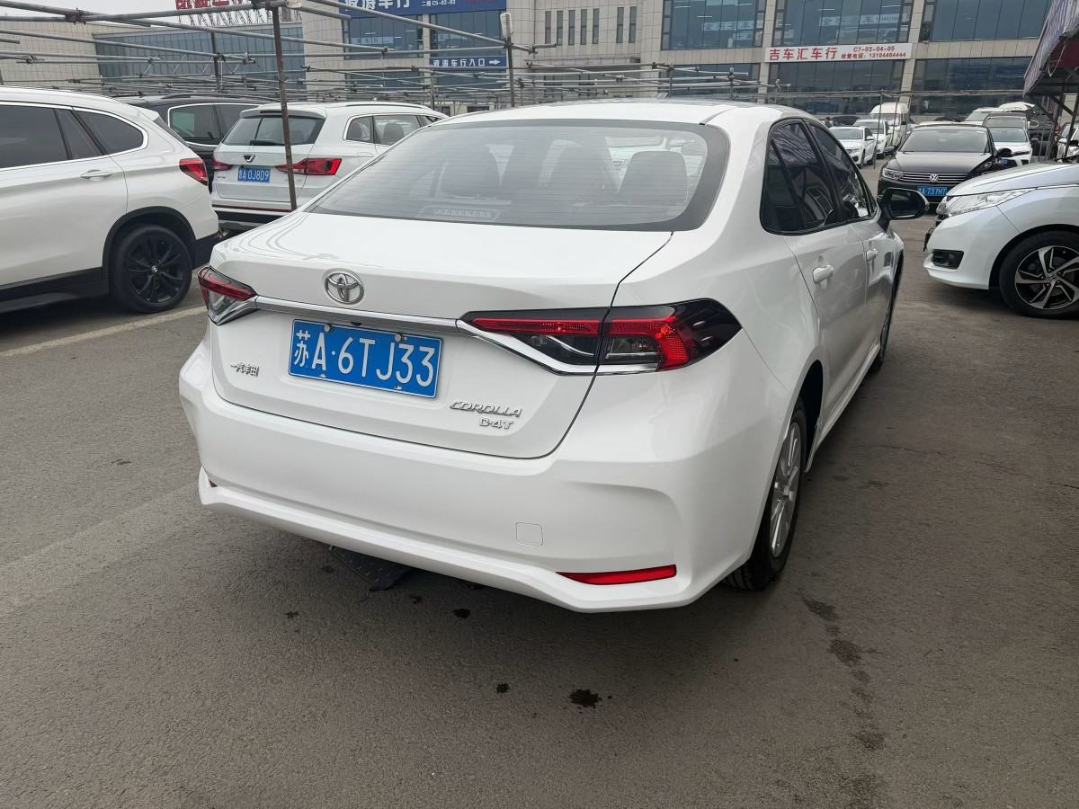 Toyota Corolla 2023 car image #9