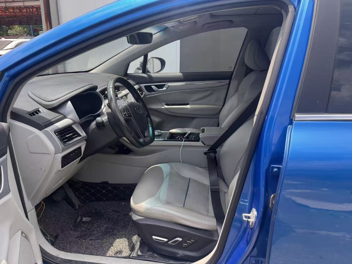 GEELY Emgrand GSe 2018 imagen de coche #4