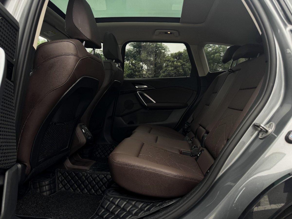 BMW X1 2024 car image #10