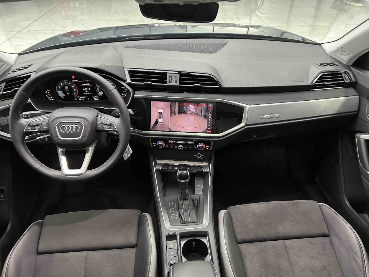 Audi Q3 2022 #3 Audi Q3 2022 car image #3