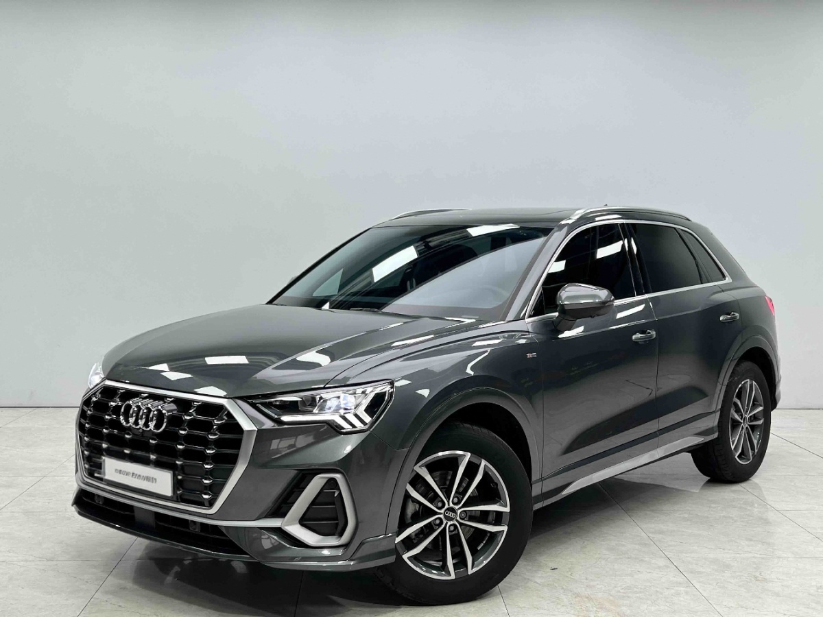 Audi Q3 2022 Audi Q3 2022 car image