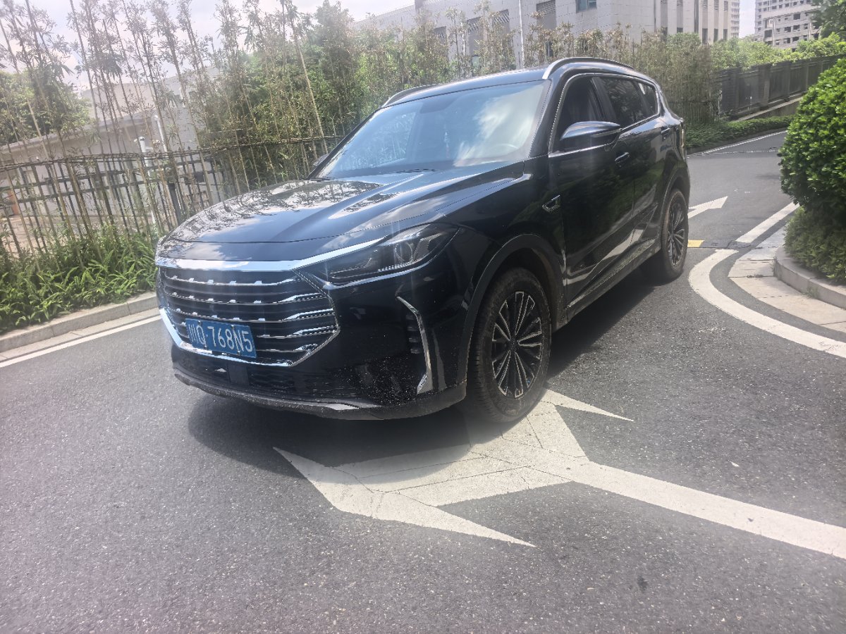 Jetour X70 PLUS 2022 car image #3
