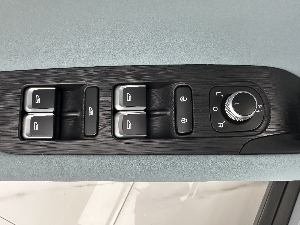 GEELY Emgrand S 2022 car image #12