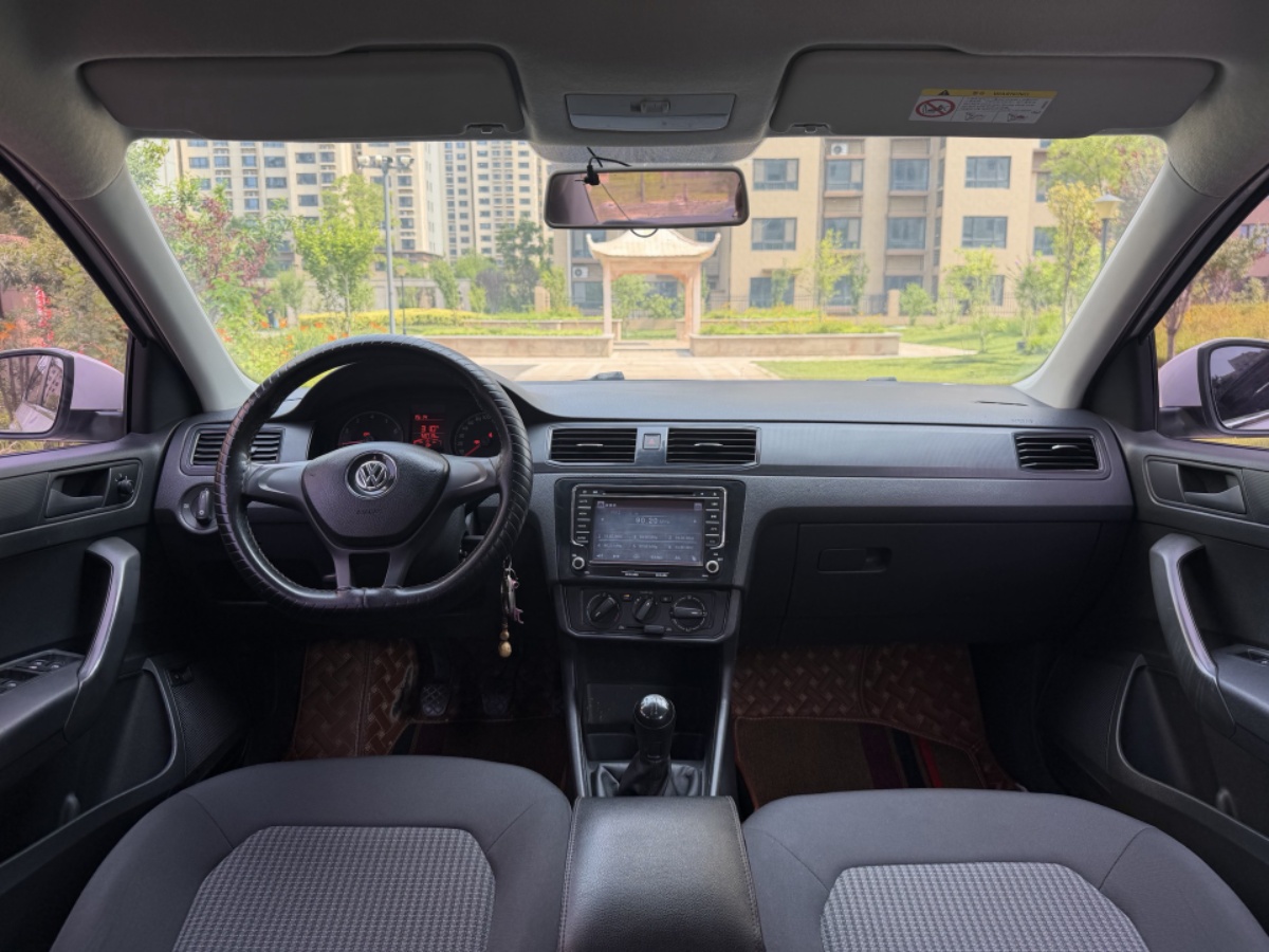 Volkswagen Santana 2017 car image #4