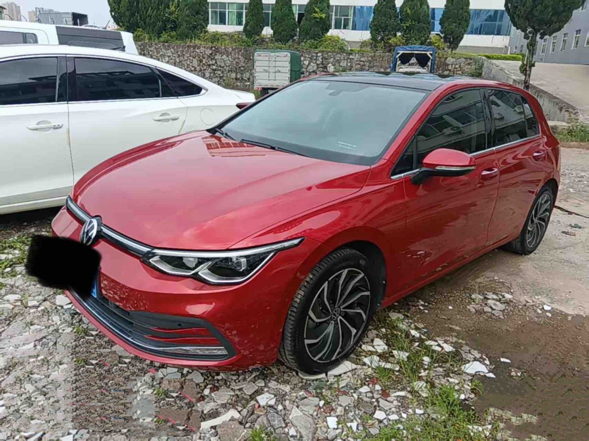 Volkswagen Golf 2022 car image 