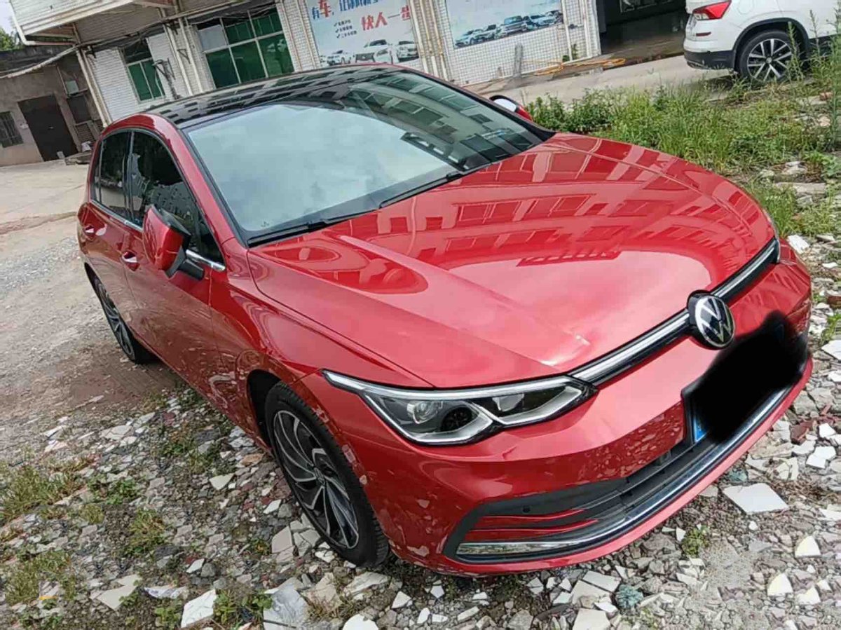 Volkswagen Golf 2022 car image #3