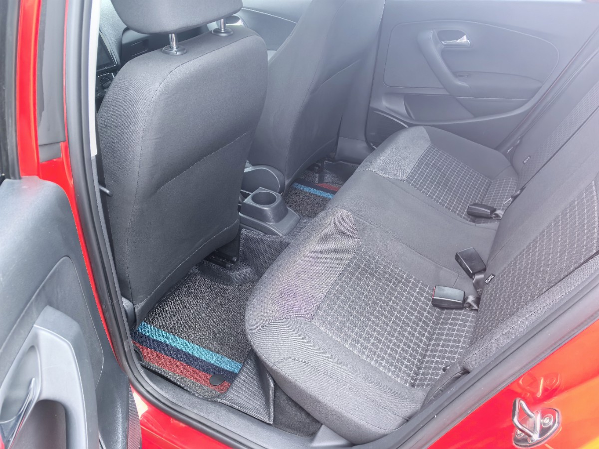 Volkswagen Polo 2016 car image #7