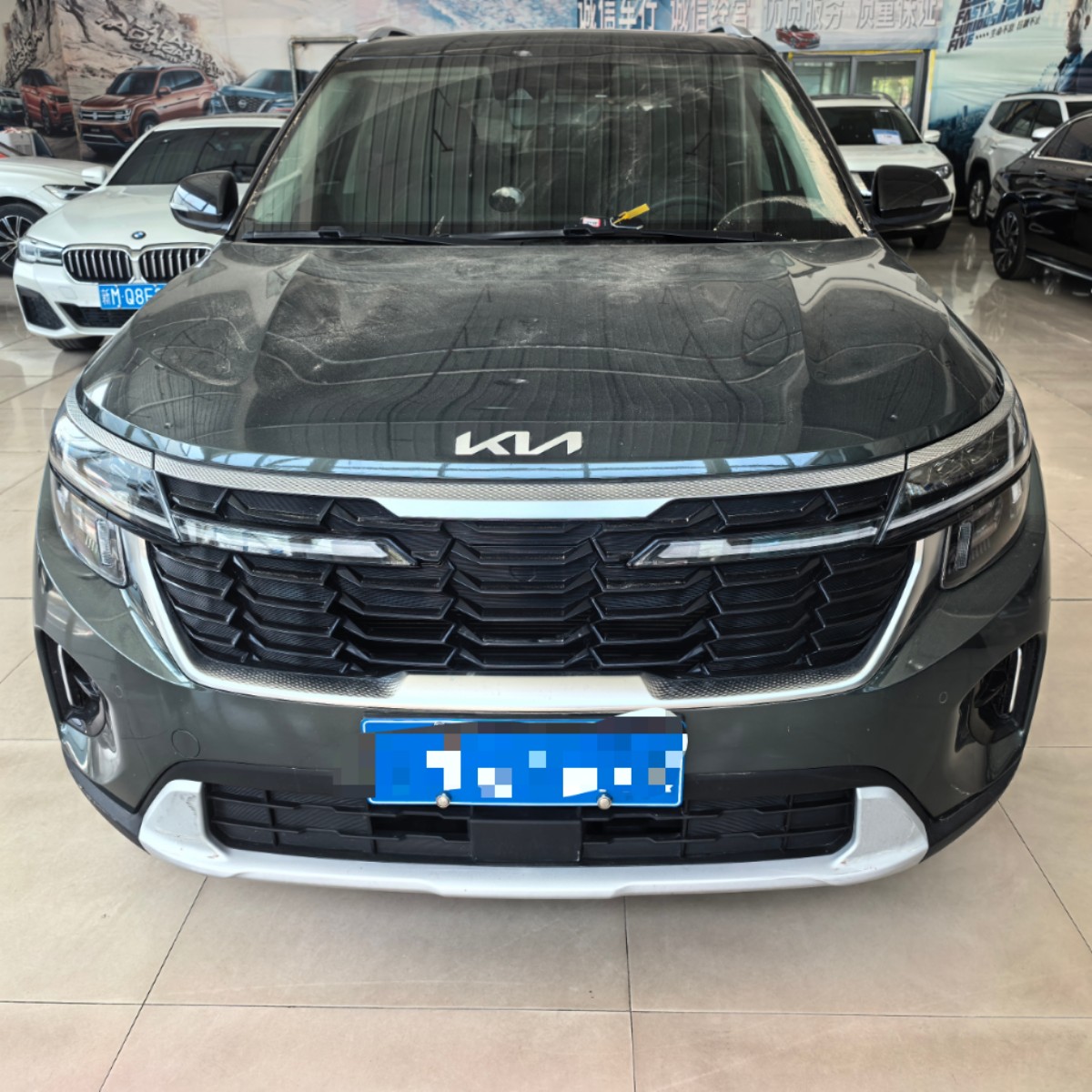Kia Seltos 2023 car image #2