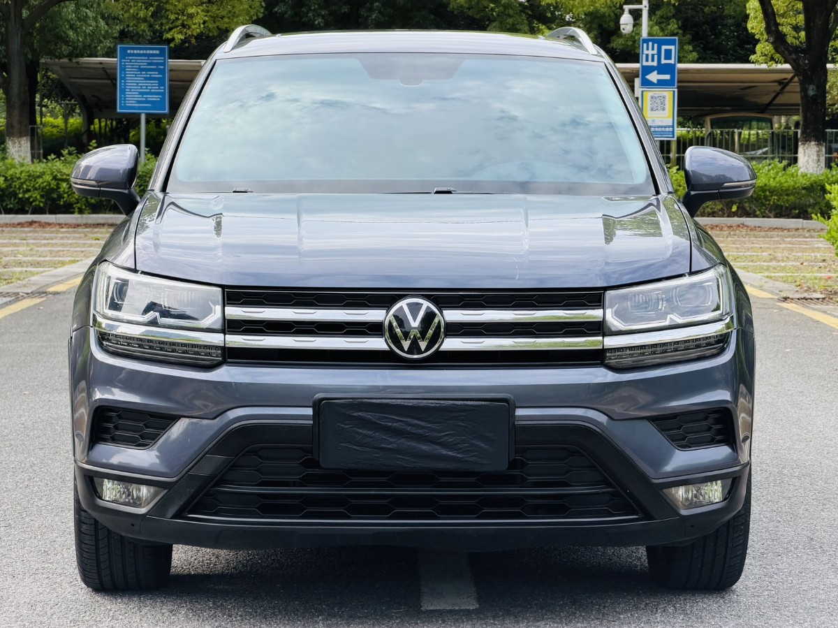 Volkswagen Tharu 2019 car image #2