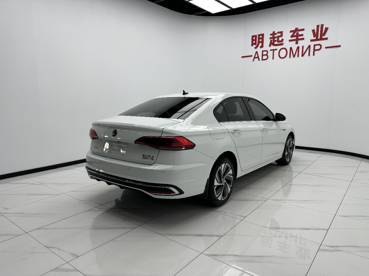 Volkswagen Bora 2023 car image #9