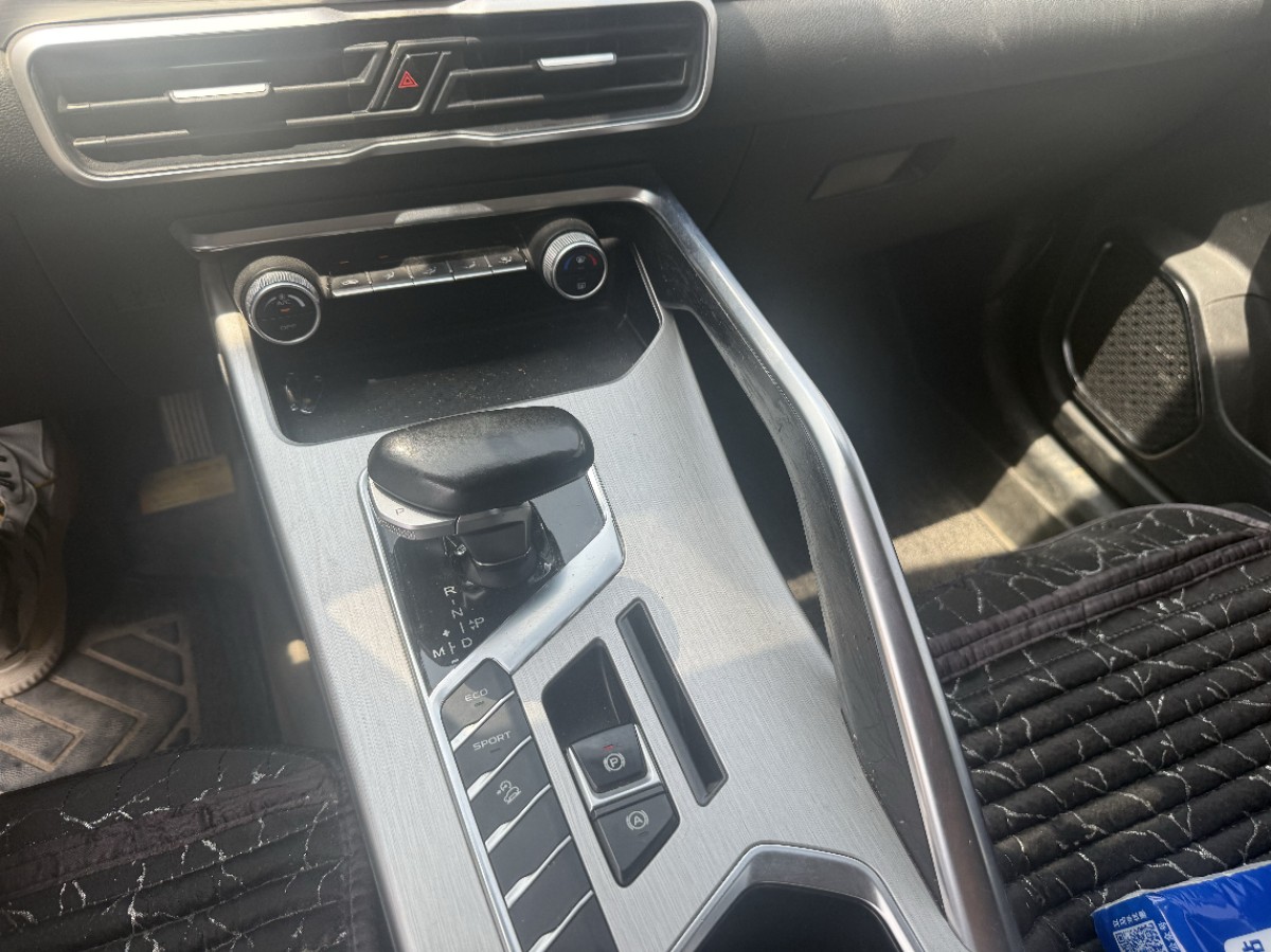 GEELY Coolray 2021 #8 GEELY Coolray 2021 car image #8