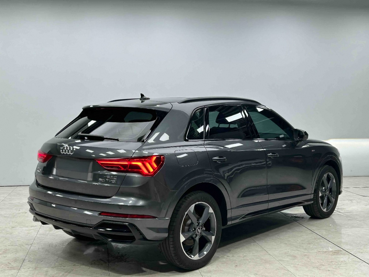 Audi Q3 2023 #5 Audi Q3 2023 car image #5