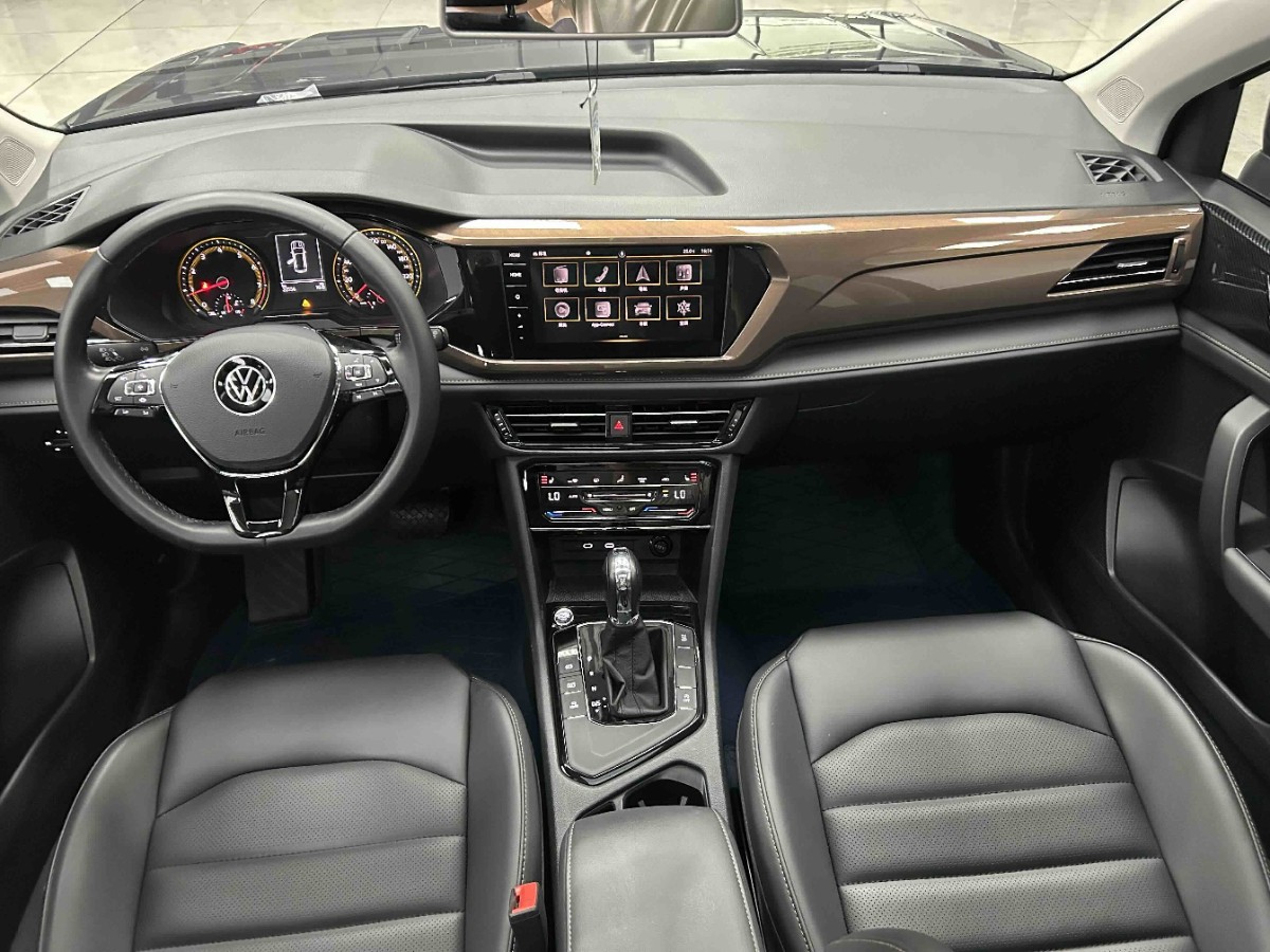 Volkswagen Tharu 2022 #2 Volkswagen Tharu 2022 car image #2