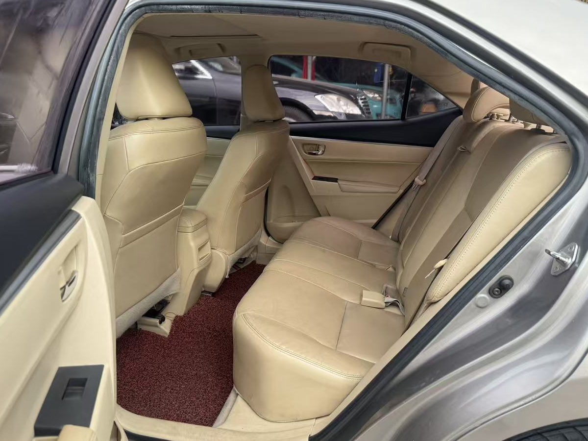 Toyota Corolla 2015 car image #9