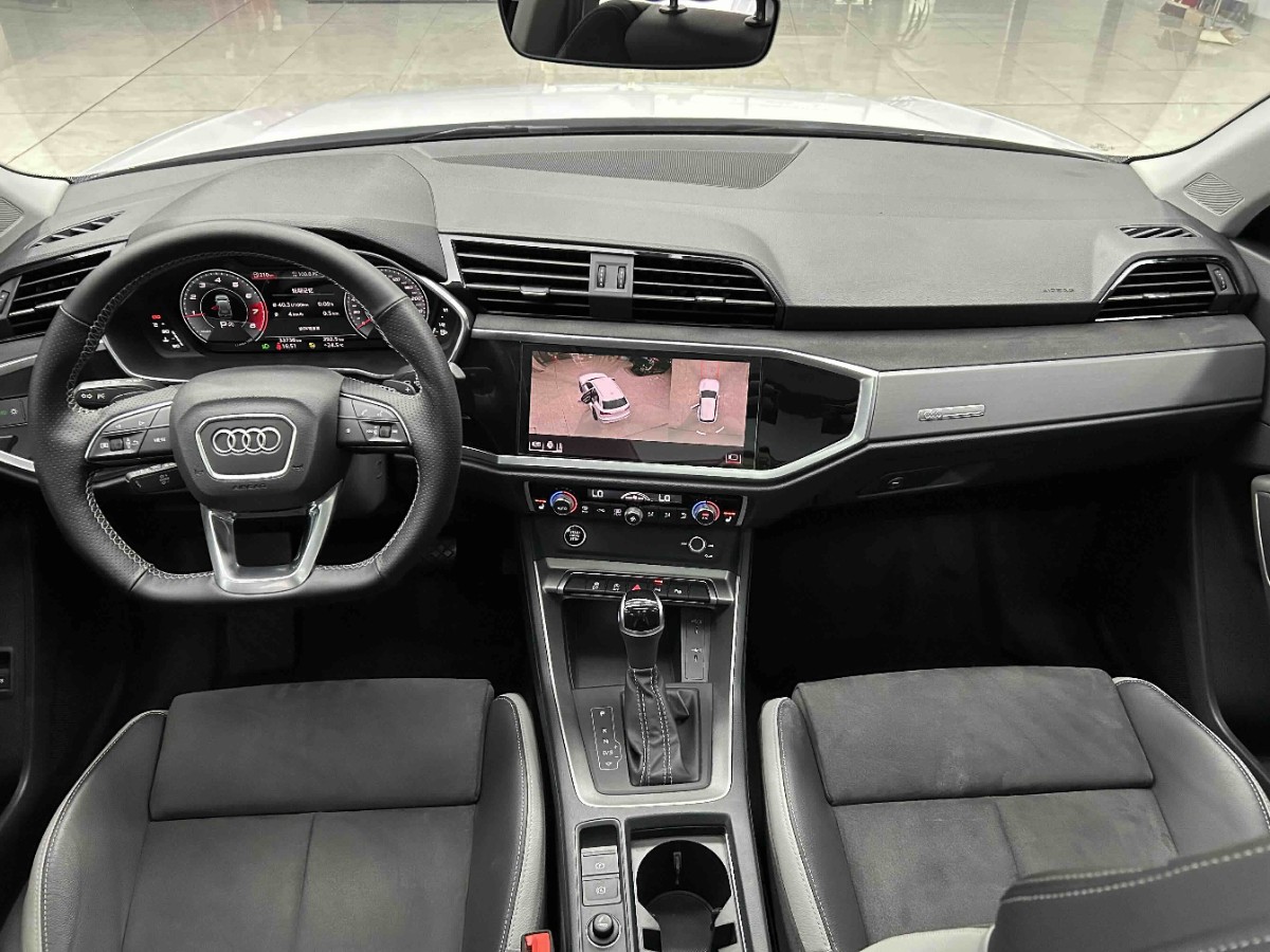 Audi Q3 2023 #3 Audi Q3 2023 car image #3