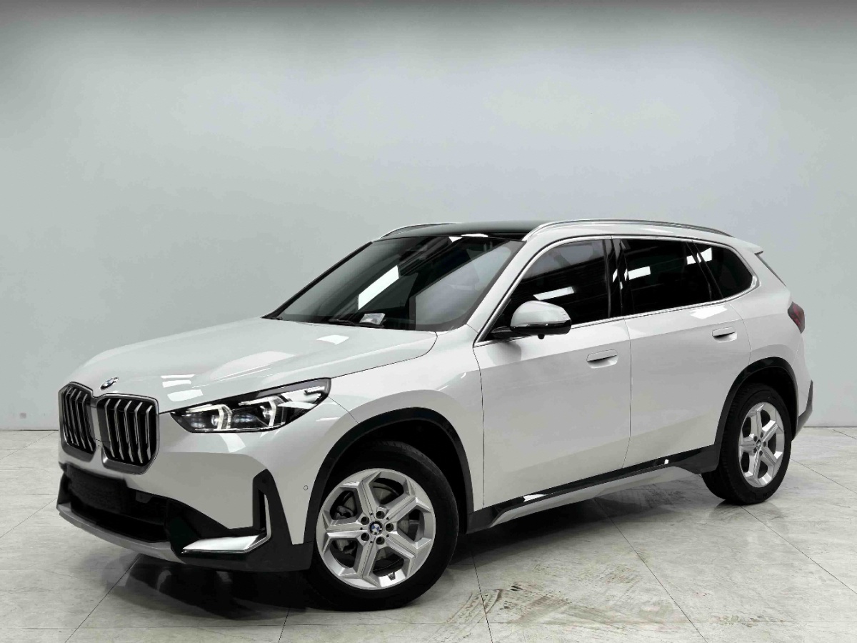 BMW X1 2024 BMW X1 2024 car image