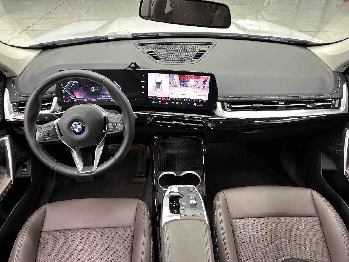 BMW X1 2024 #2 BMW X1 2024 car image #2