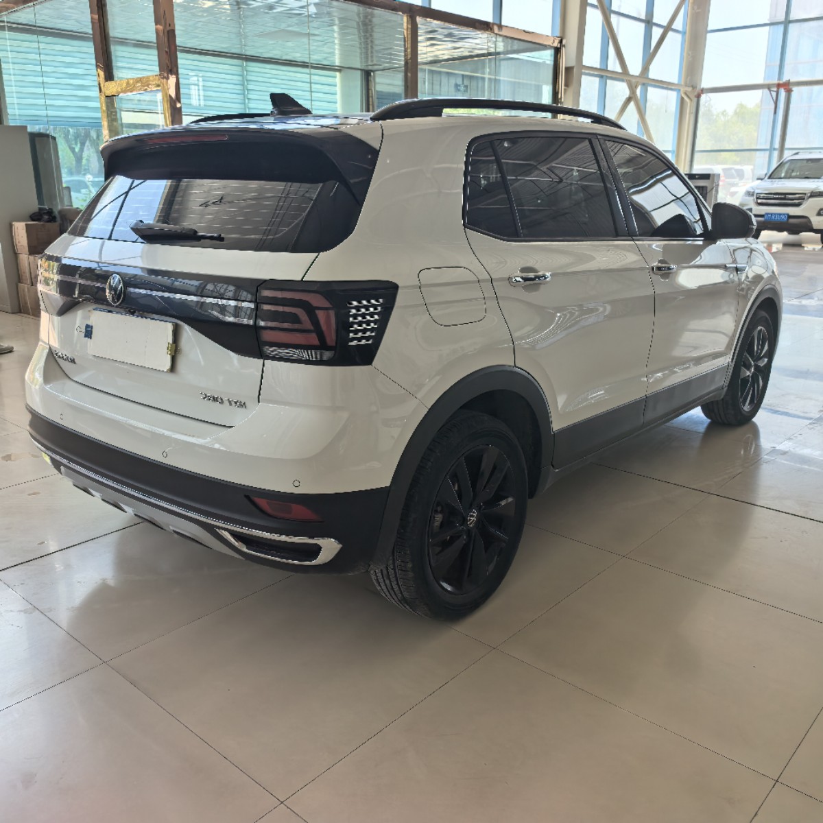 Volkswagen T-Cross 2023 #9 Volkswagen T-Cross 2023 car image #9