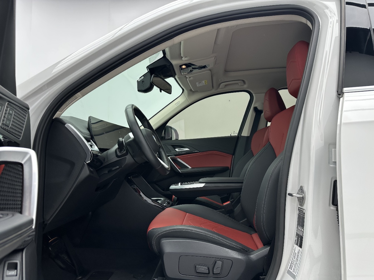 BMW X1 2024 car image #5