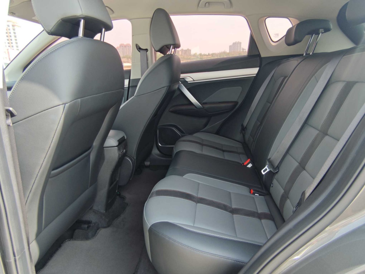 GEELY Coolray 2023 car image #5