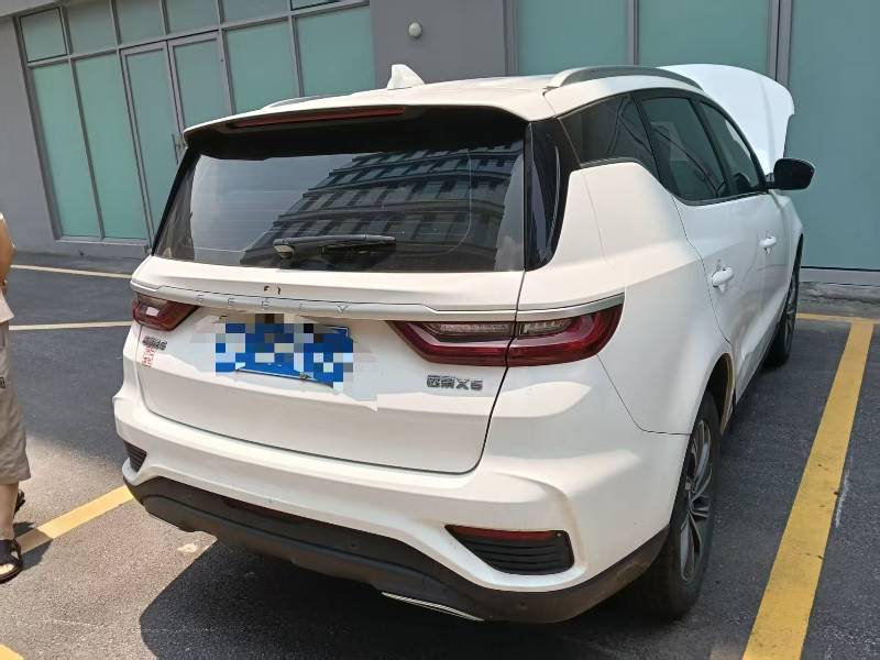 GEELY Vision X6 2021 #3 GEELY Vision X6 2021 car image #3