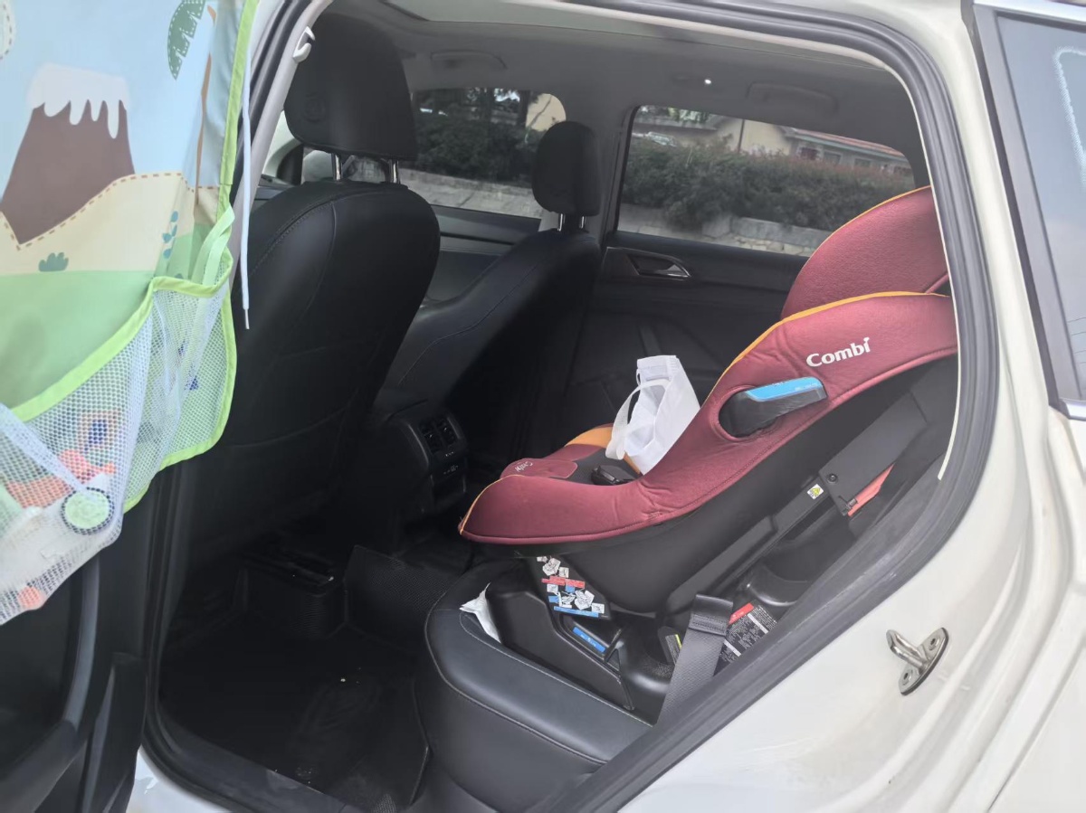 Volkswagen Tharu 2022 car image #3