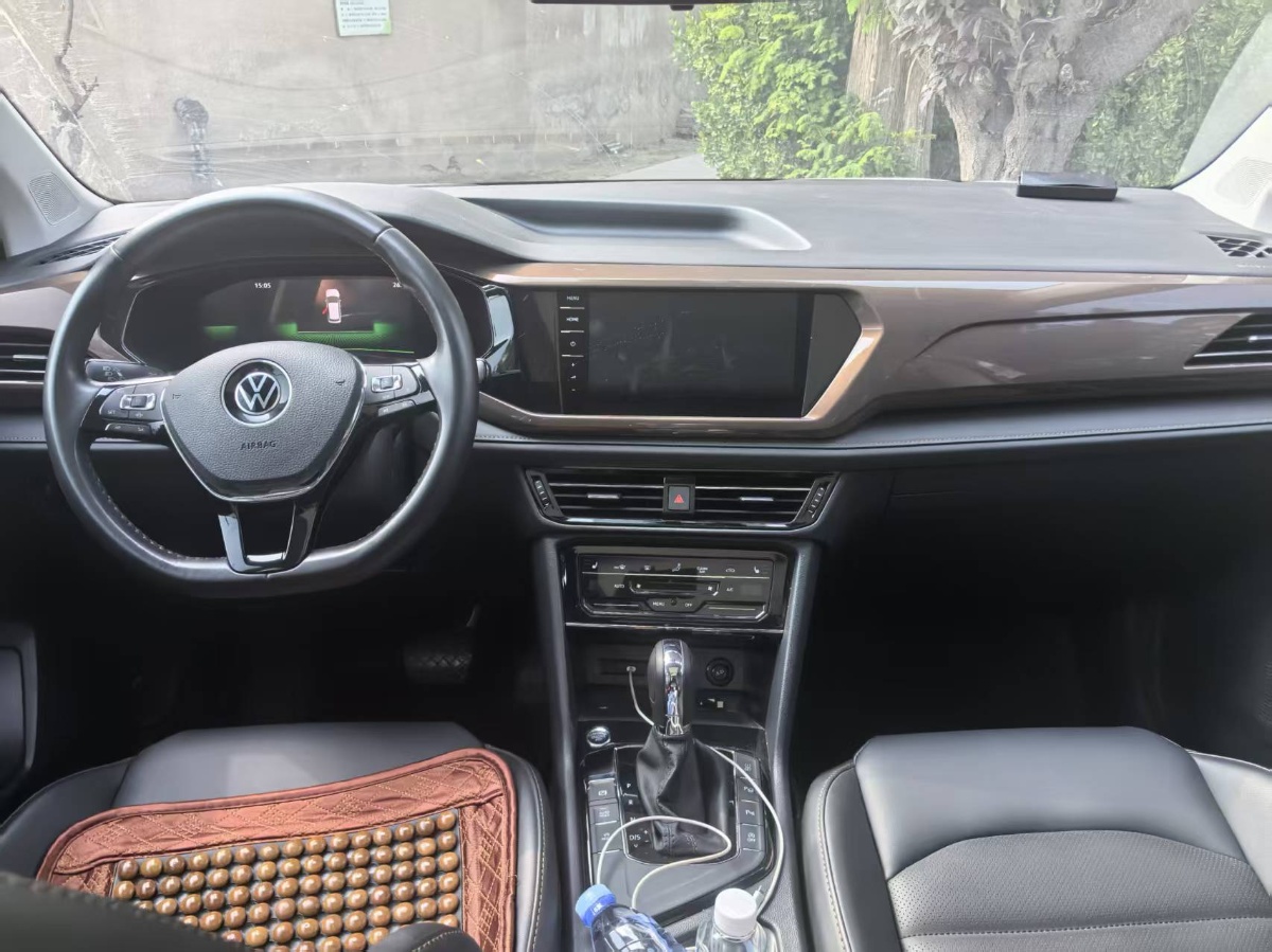Volkswagen Tharu 2022 car image #5
