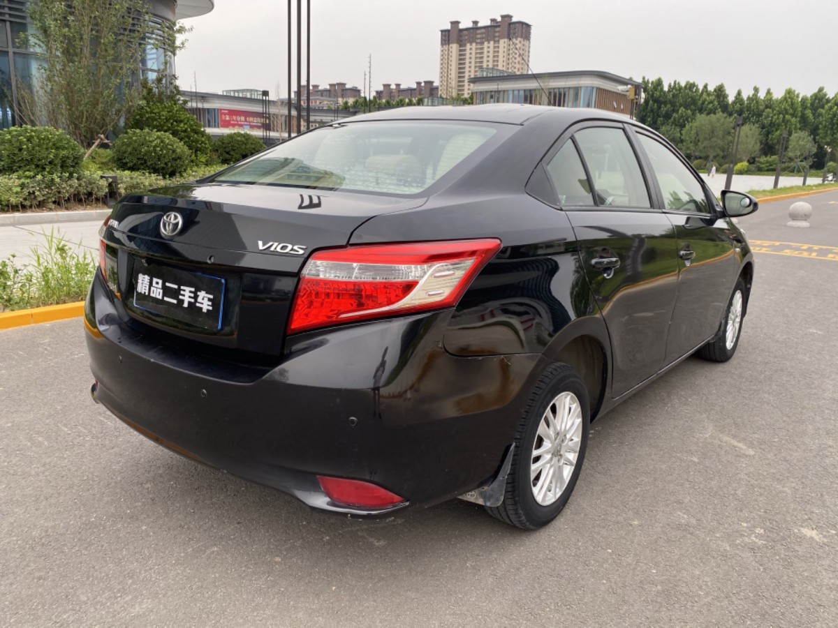 Toyota Vios 2015 car image #7