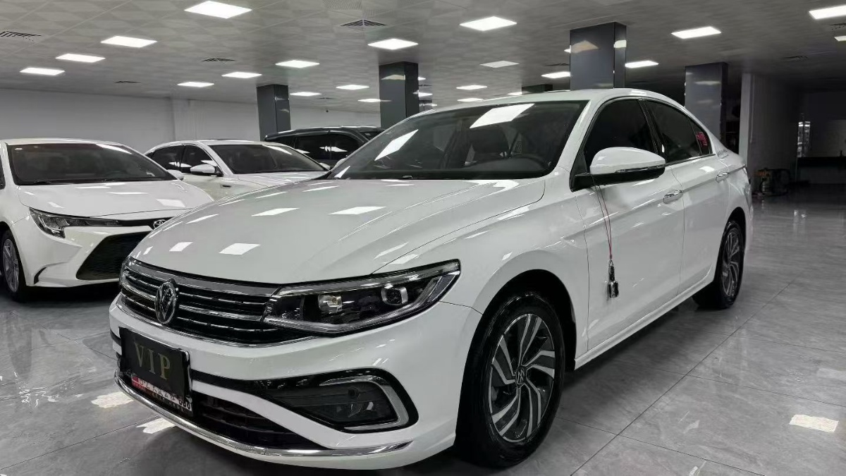 Volkswagen Bora 2022 car image 