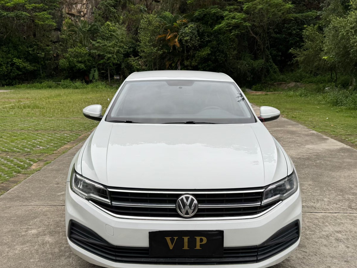 Volkswagen Bora 2022 car image #2