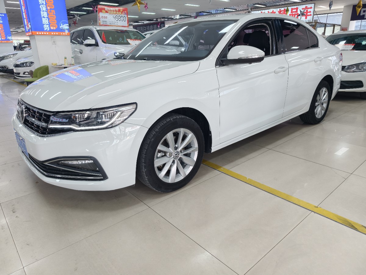 Volkswagen Bora 2020 car image 