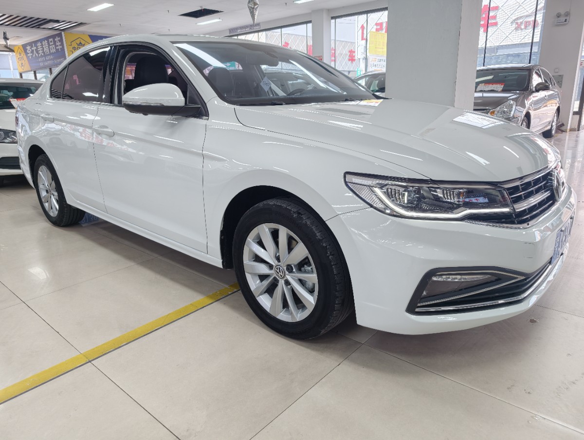 Volkswagen Bora 2020 car image #3