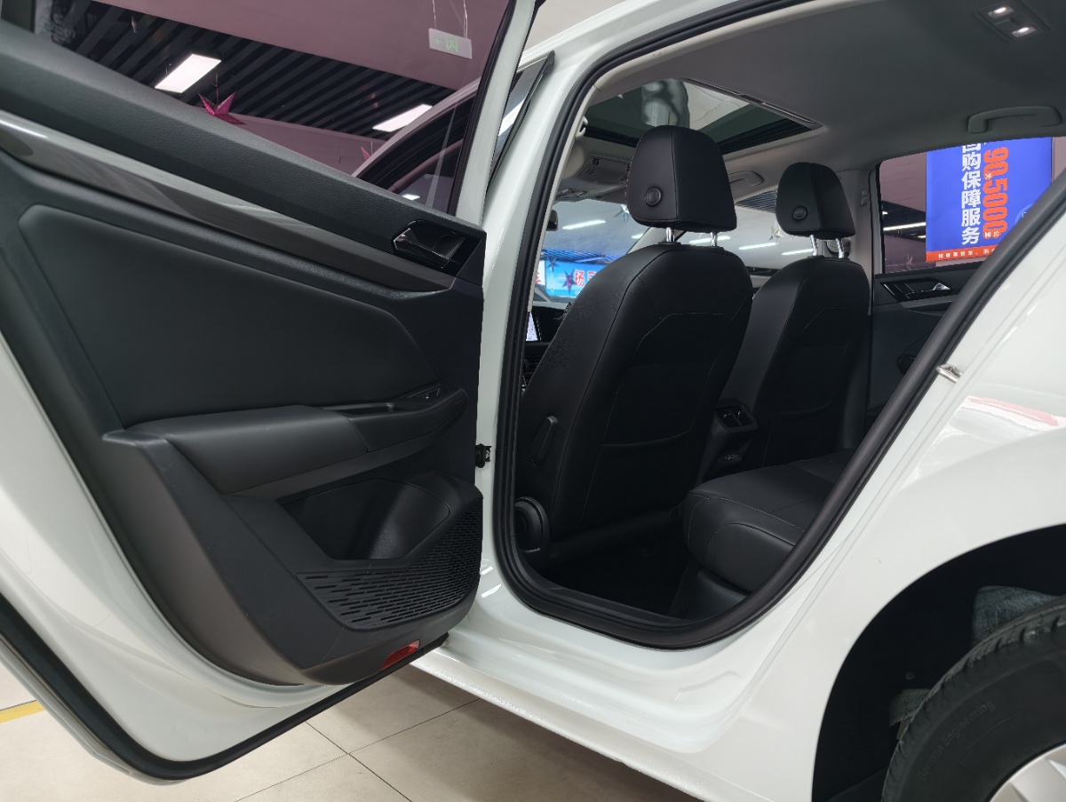 Volkswagen Bora 2020 car image #8