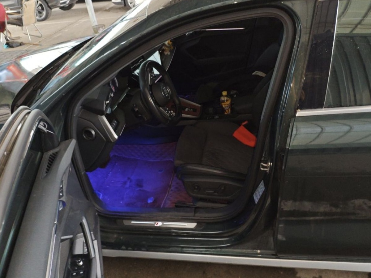 Audi A3 2023 car image #5