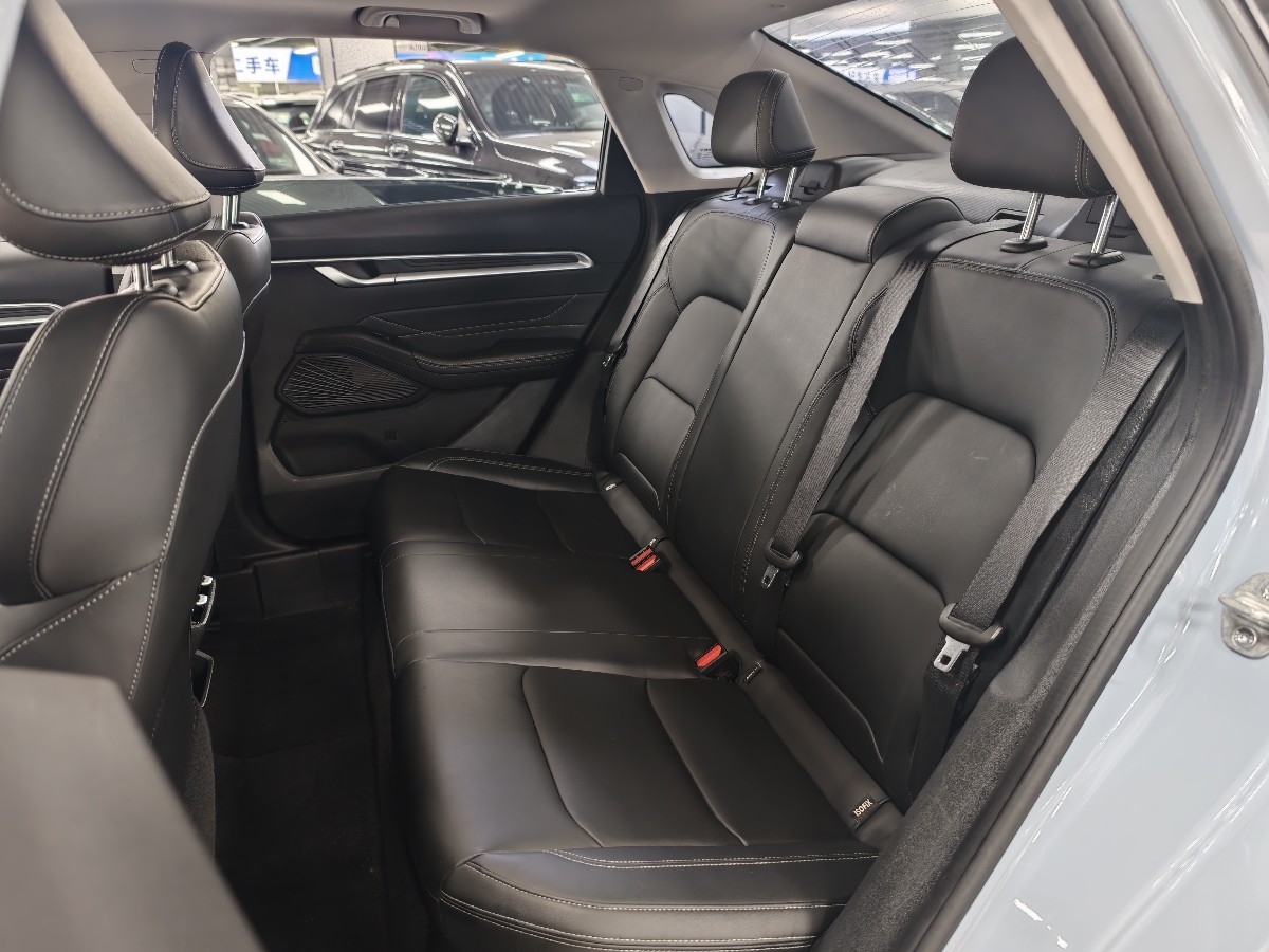 GEELY Emgrand 2024 #4 GEELY Emgrand 2024 изображение автомобиля #4