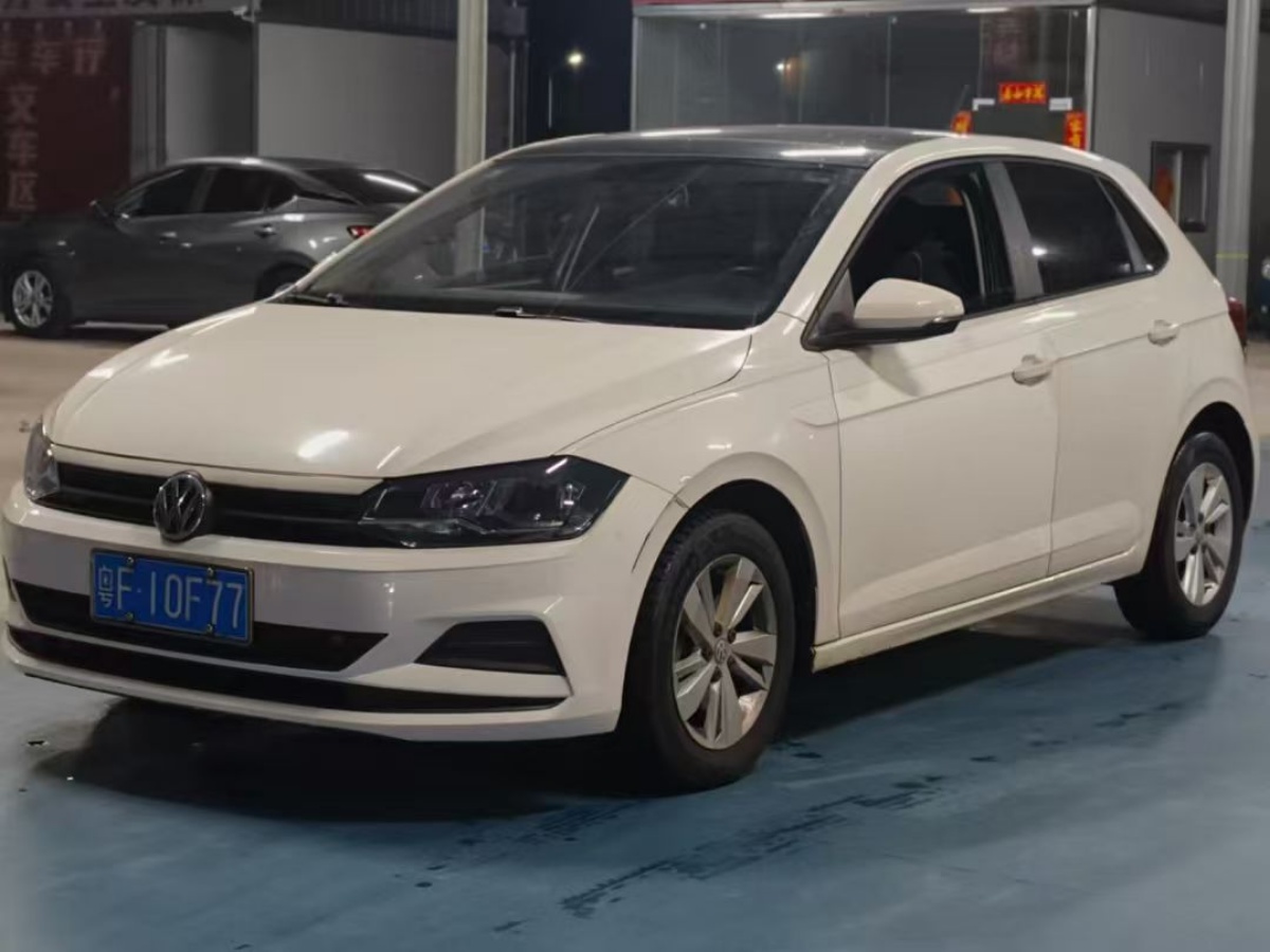 Volkswagen Polo 2019 car image 
