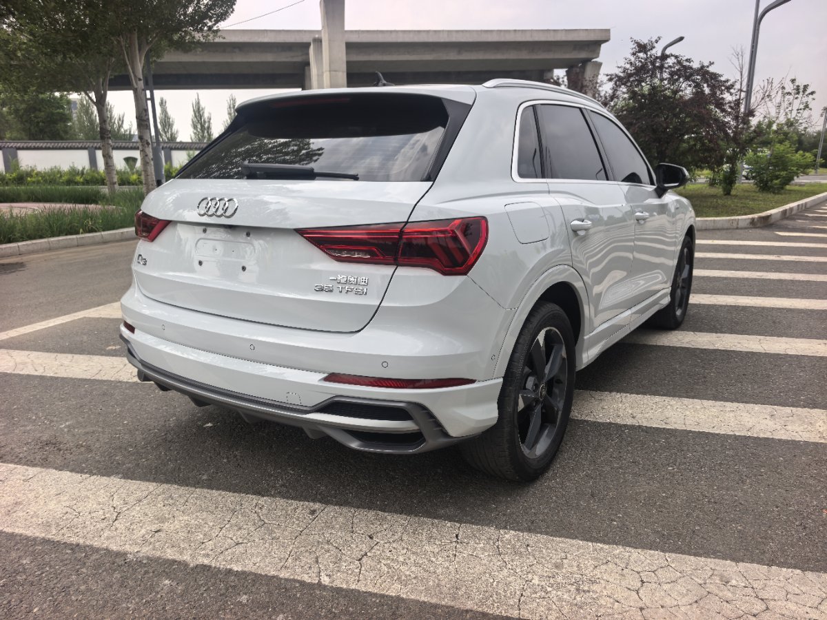 Audi Q3 2022 #4 Audi Q3 2022 car image #4