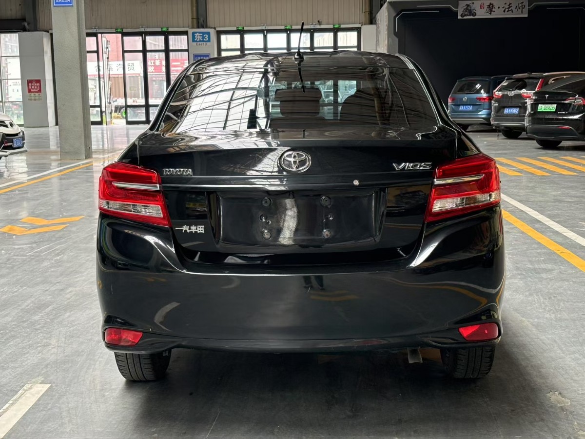 Toyota Vios 2017 #4 Toyota Vios 2017 car image #4