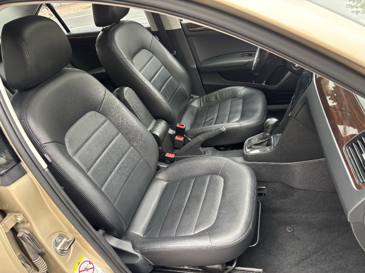 Volkswagen Santana 2014 car image #4