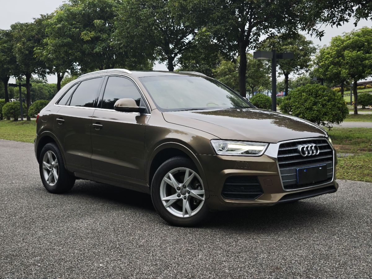 Audi Q3 2017 car image #3