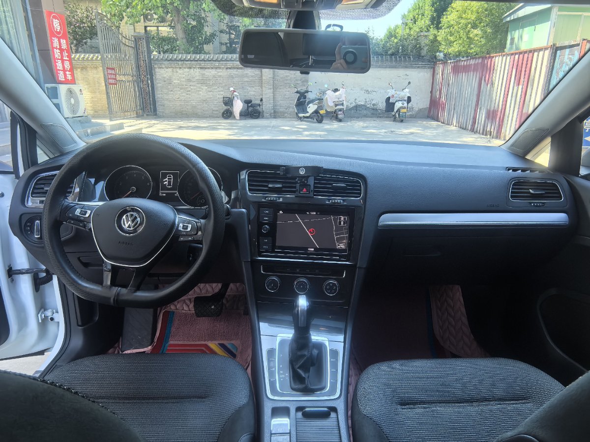 Volkswagen Golf 2019 #4 Volkswagen Golf 2019 car image #4