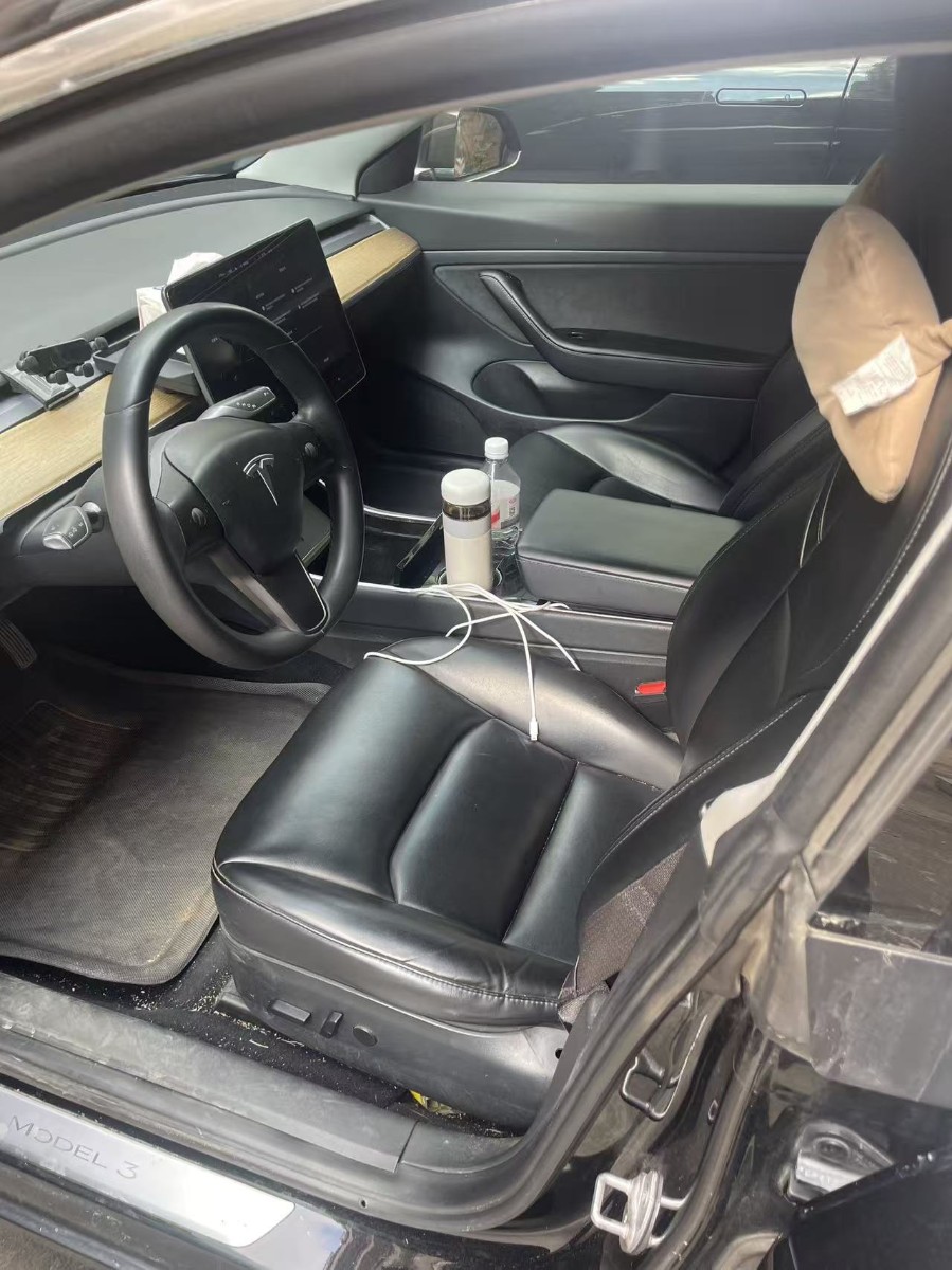 Tesla Model 3 2020 car image #3