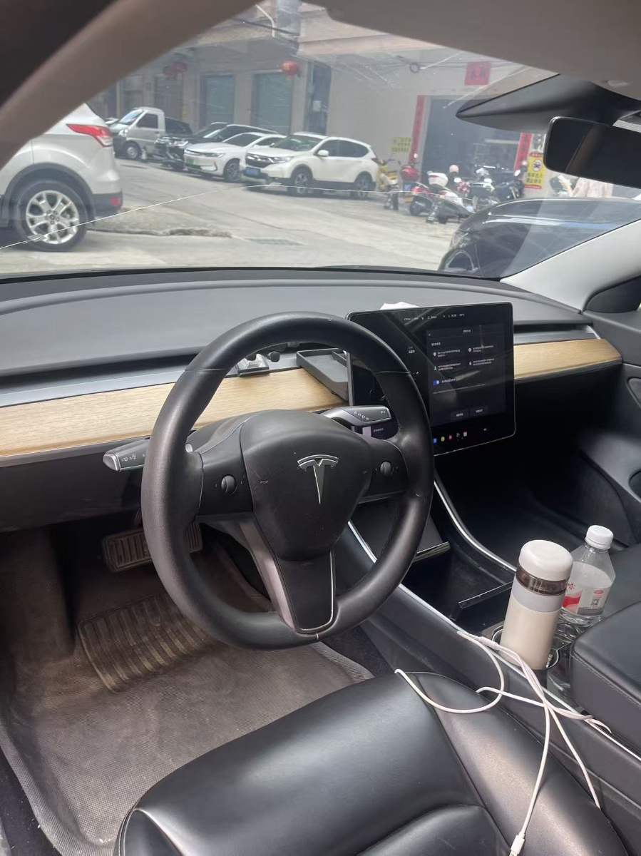 Tesla Model 3 2020 car image #5