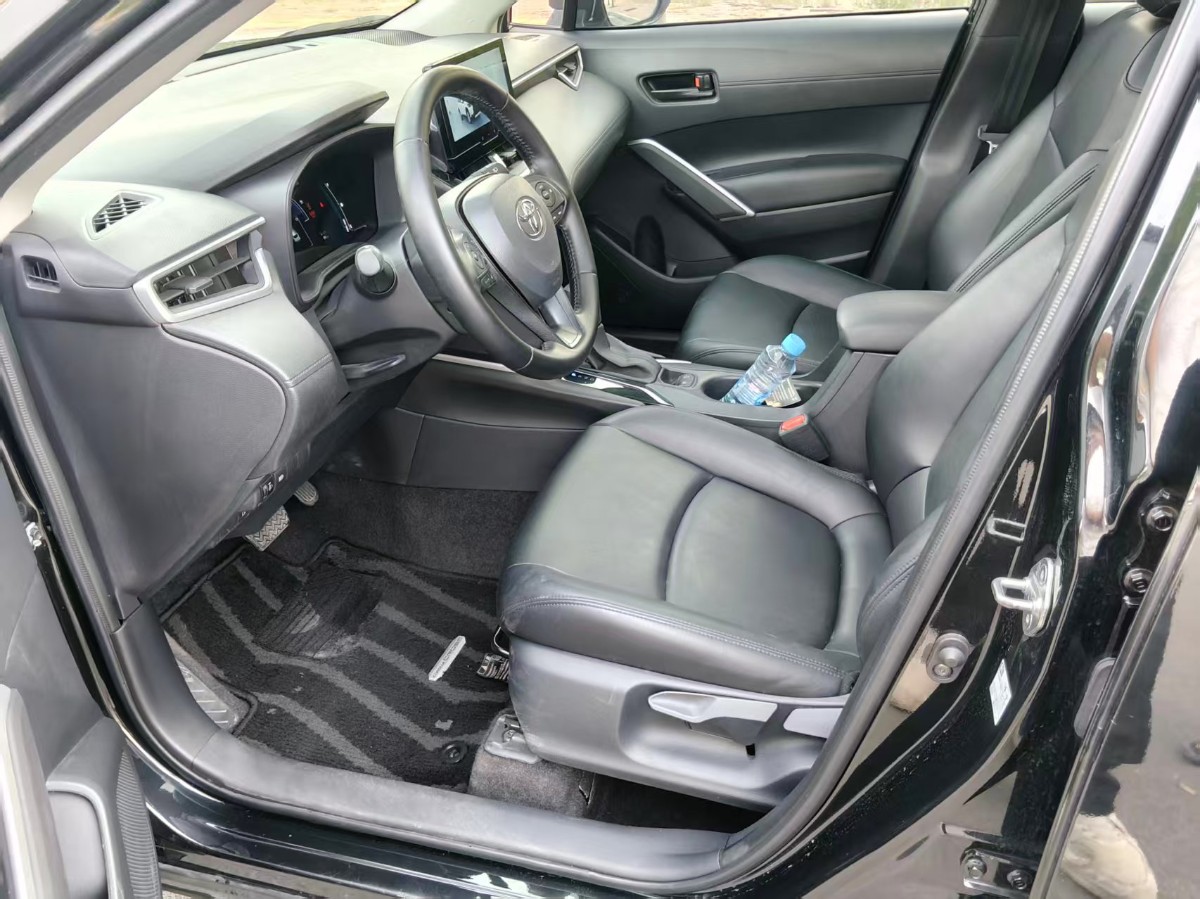 Toyota Corolla Cross 2025 car image #8